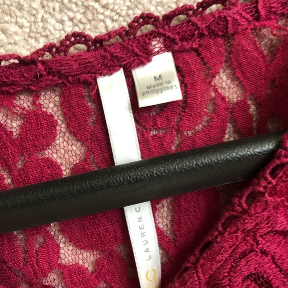 Dark pink/magenta lace top (Lauren Conrad) - Picture 4 of 5